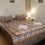 בית הארחה Casa Julius קונסטנצה