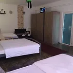 Casa Julius * קונסטנצה