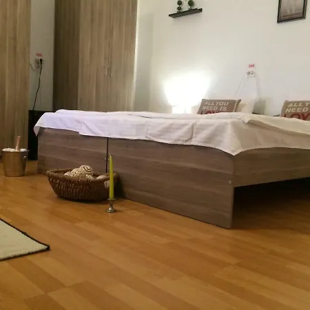 Casa Julius Pensión *